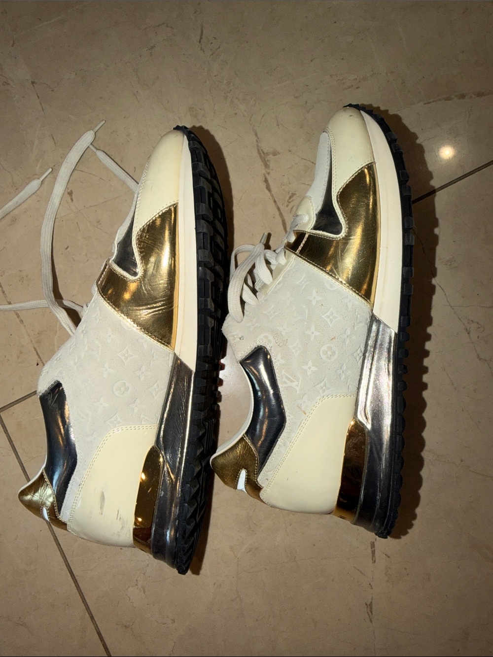 Louis Vuitton White Sneakers with Gold and Silver Accents size 39 - Picture 3 of 5